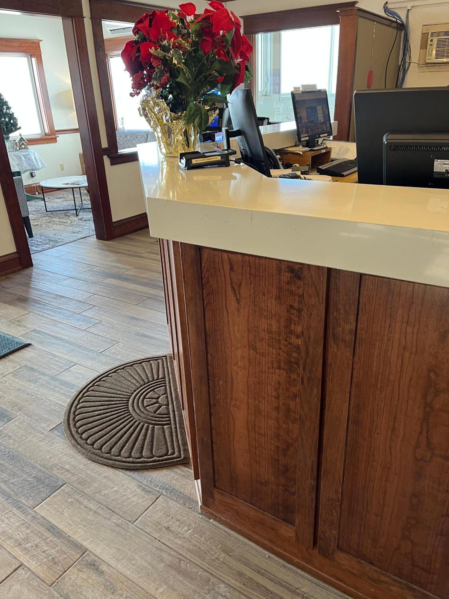 Fireside Inn And Suites Devils Lake Eksteriør bilde