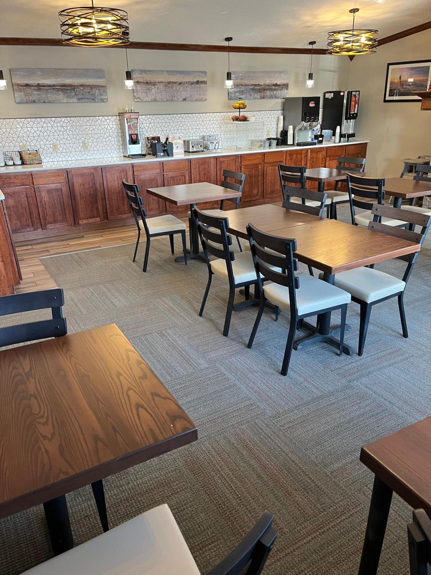 Fireside Inn And Suites Devils Lake Eksteriør bilde