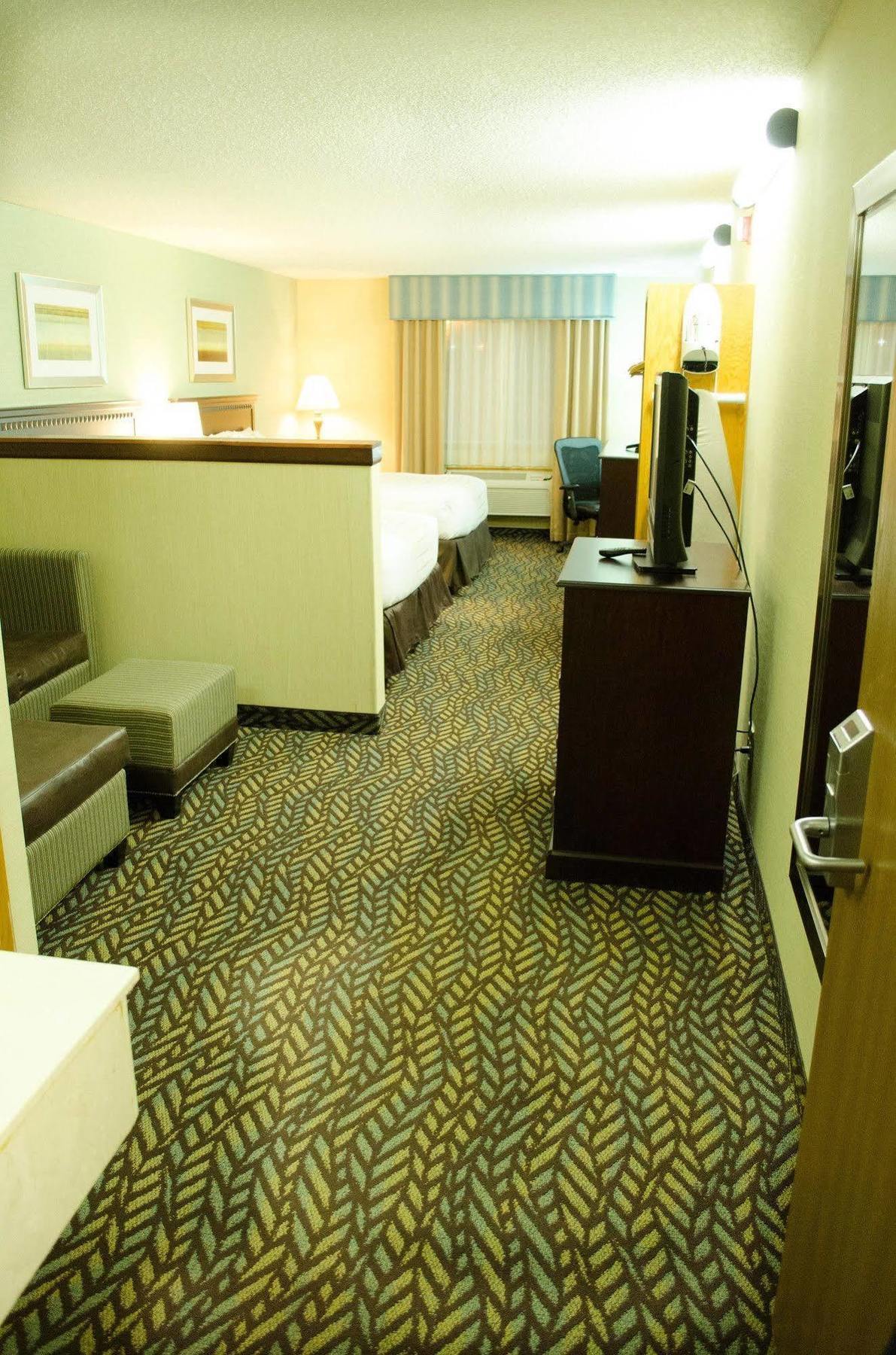 Fireside Inn And Suites Devils Lake Eksteriør bilde