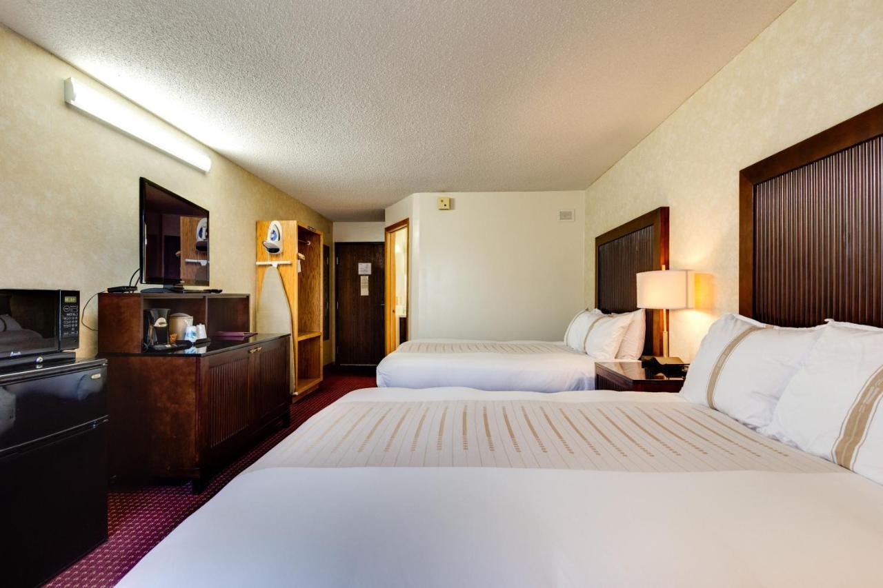 Fireside Inn And Suites Devils Lake Eksteriør bilde