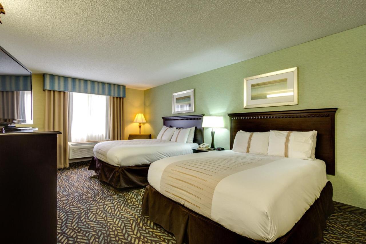 Fireside Inn And Suites Devils Lake Eksteriør bilde